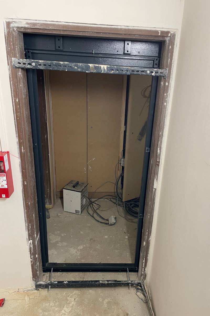 pose porte anti squat 2